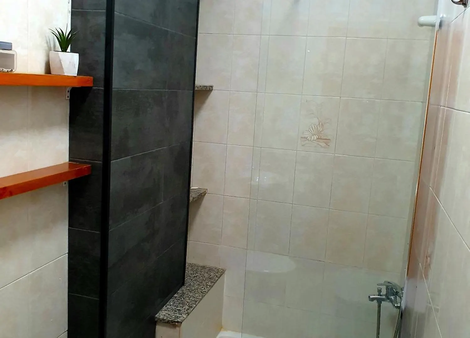 Seaside Whale Apartments Wifi 1I Los Abrigos 0*,  Spanje
